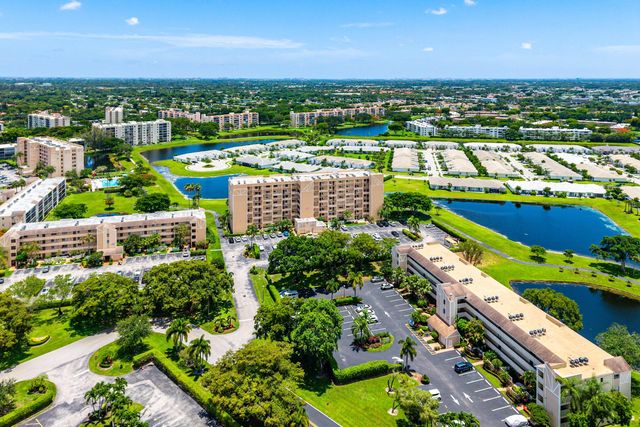 7076 Huntington Lane 502, Delray Beach, FL 33446