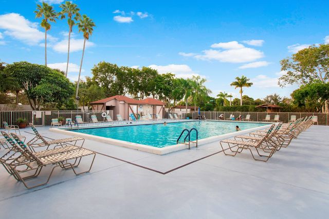 7076 Huntington Lane 502, Delray Beach, FL 33446