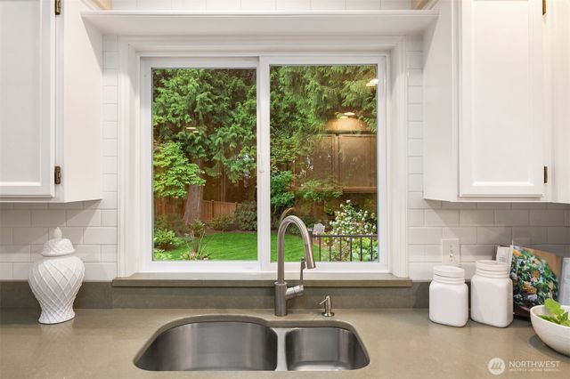 2236 224th Place NE, Sammamish, WA 98074