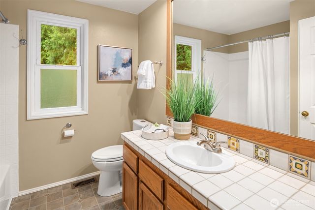 2236 224th Place NE, Sammamish, WA 98074