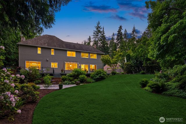 2236 224th Place NE, Sammamish, WA 98074