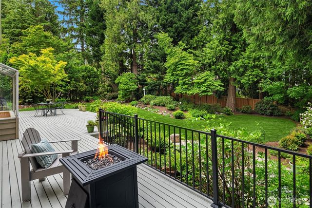 2236 224th Place NE, Sammamish, WA 98074