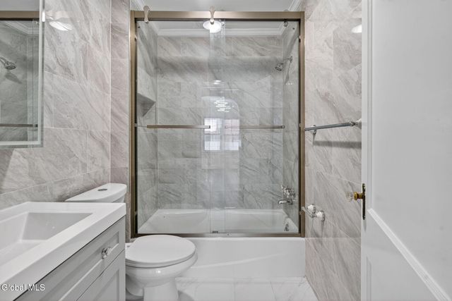 2803 Wellington Avenue, Rotterdam, NY 12306