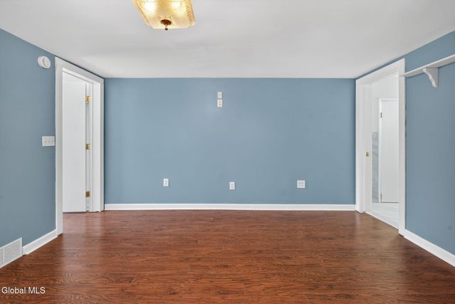 2803 Wellington Avenue, Rotterdam, NY 12306