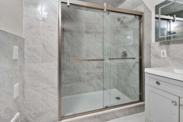 2803 Wellington Avenue, Rotterdam, NY 12306