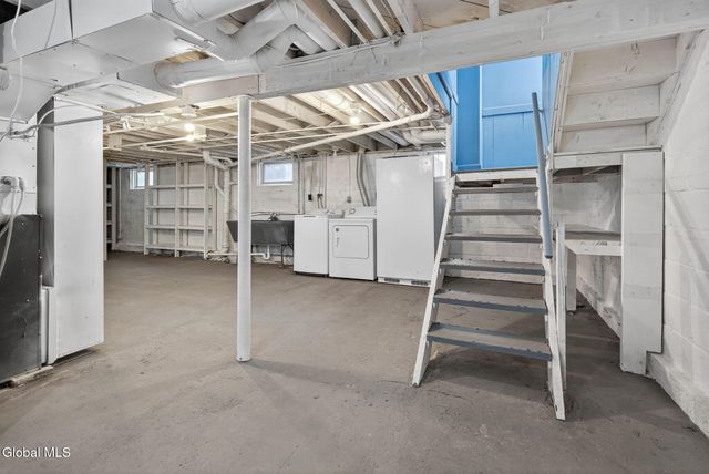 2803 Wellington Avenue, Rotterdam, NY 12306