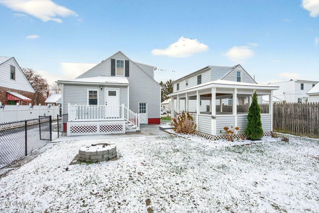 2803 Wellington Avenue, Rotterdam, NY 12306