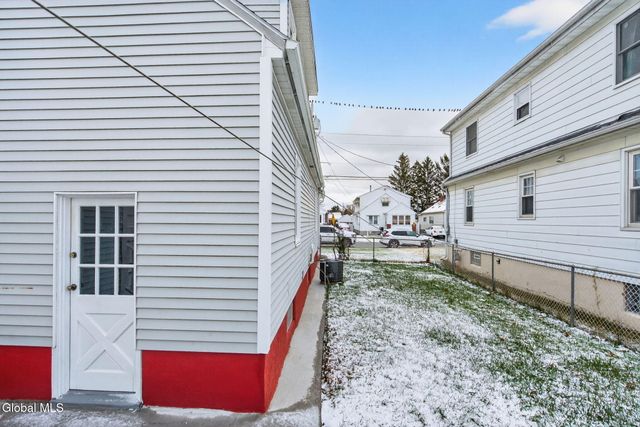 2803 Wellington Avenue, Rotterdam, NY 12306