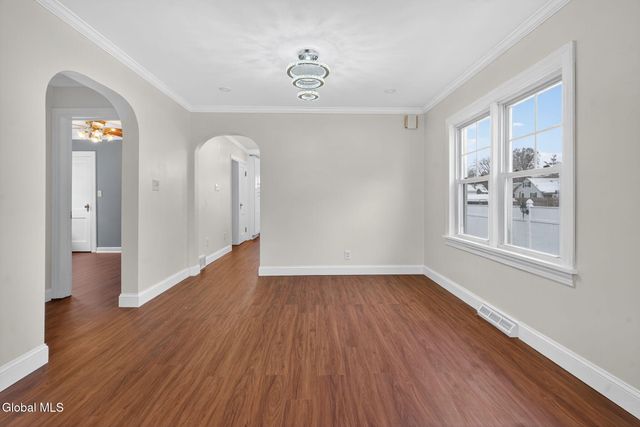 2803 Wellington Avenue, Rotterdam, NY 12306