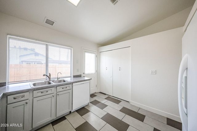 10100 N 89th Avenue 1, Peoria, AZ 85345