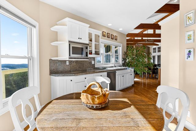 19165 Leopard Ct, Grass Valley, CA 95949
