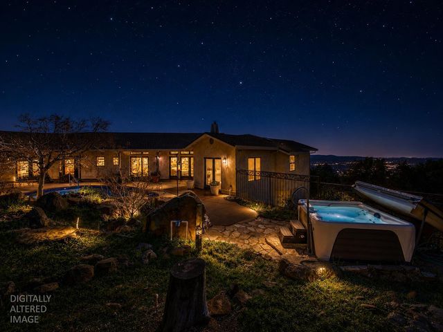 19165 Leopard Ct, Grass Valley, CA 95949