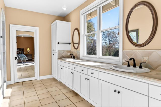 19165 Leopard Ct, Grass Valley, CA 95949