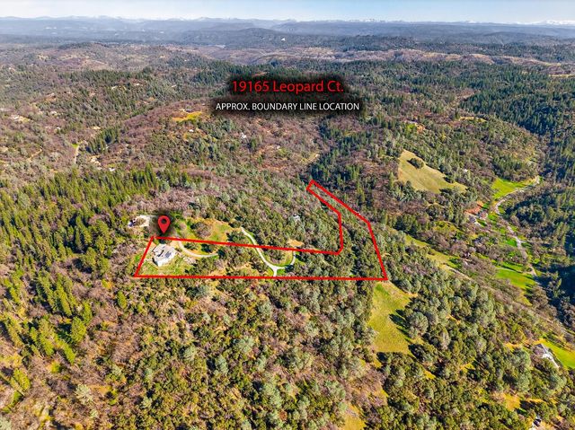 19165 Leopard Ct, Grass Valley, CA 95949