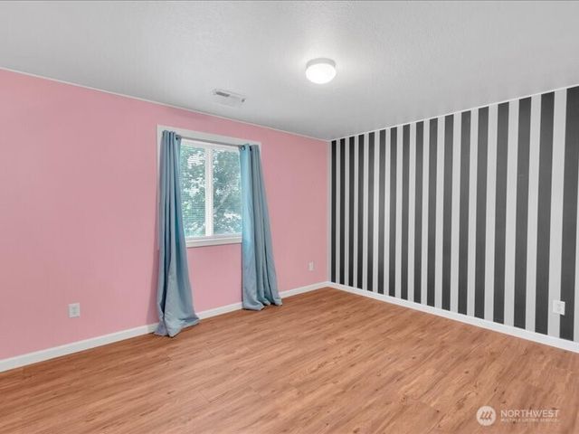 7335 33rd Avenue NE, Lacey, WA 98516