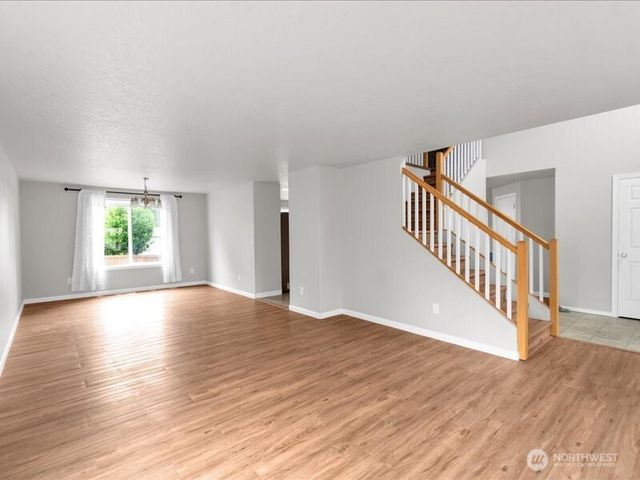 7335 33rd Avenue NE, Lacey, WA 98516