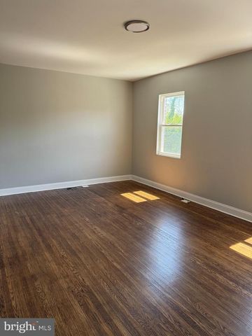 798 N GRANTLEY ST, Baltimore, MD 21229