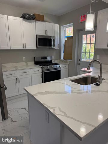 798 N GRANTLEY ST, Baltimore, MD 21229