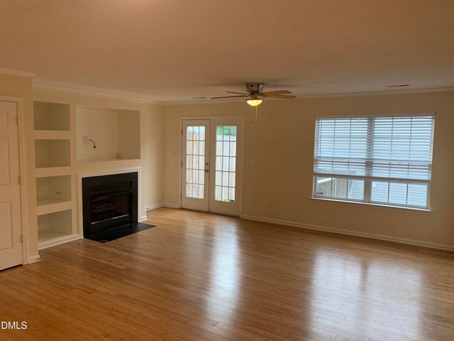 204 Climbing Ivy Court, Cary, NC 27511