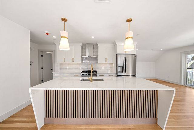 6-8 South 3, Stoneham, MA 02180