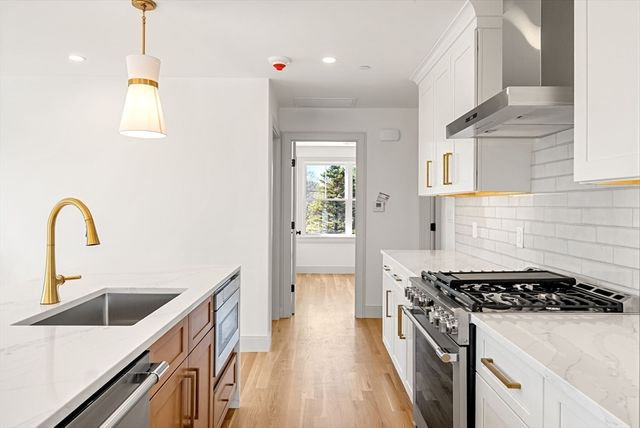 6-8 South 3, Stoneham, MA 02180