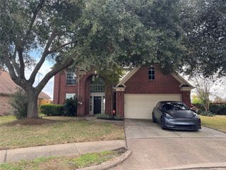 1915 Laurel Bay Drive, Houston, TX 77014