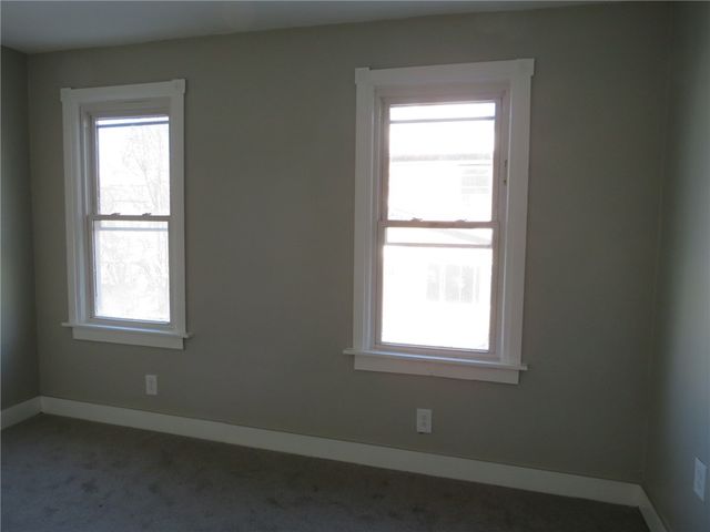 301 Paur St, Mt Washington, PA 15211