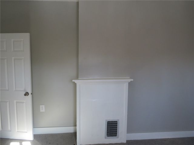 301 Paur St, Mt Washington, PA 15211