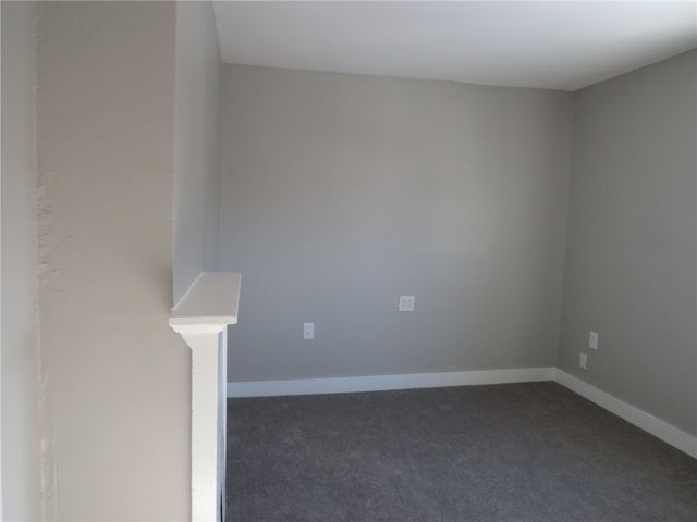 301 Paur St, Mt Washington, PA 15211