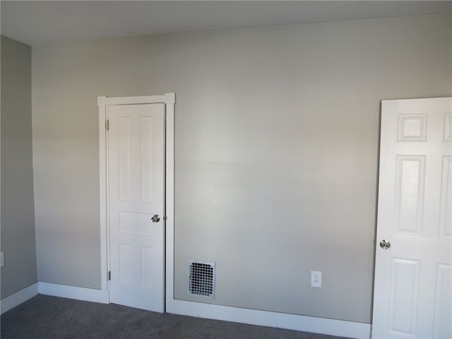 301 Paur St, Mt Washington, PA 15211