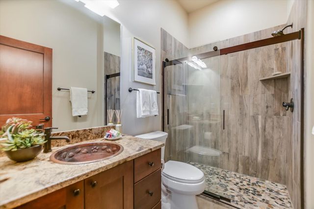 101 Still Meadow DR, Kingsland, TX 78639