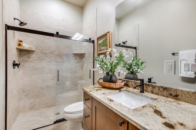 101 Still Meadow DR, Kingsland, TX 78639