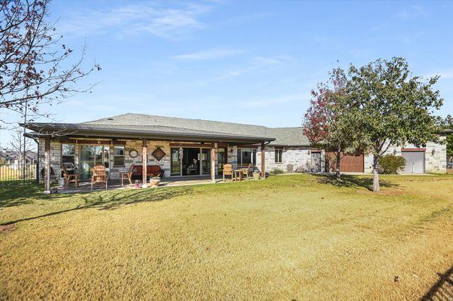 101 Still Meadow DR, Kingsland, TX 78639