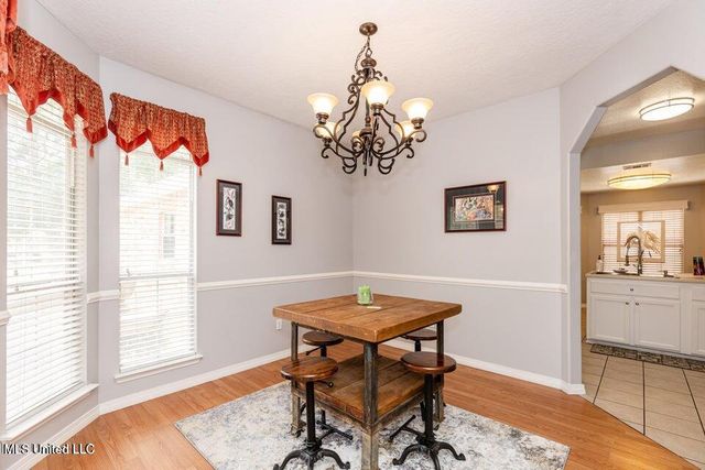 8500 Clamshell Avenue, Ocean Springs, MS 39564