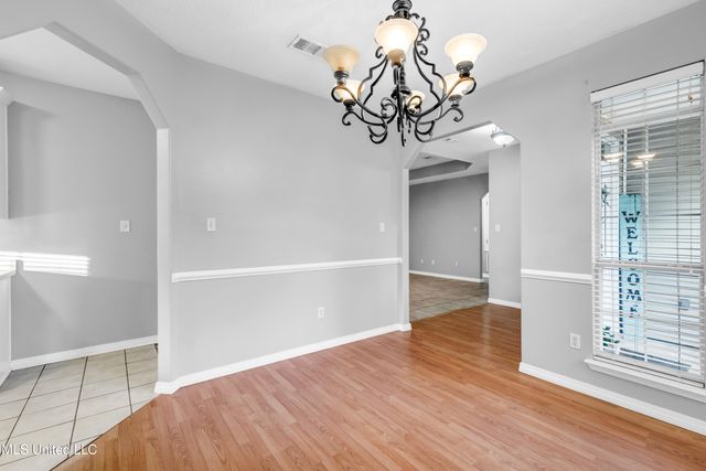 8500 Clamshell Avenue, Ocean Springs, MS 39564