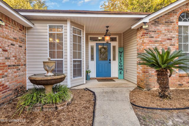 8500 Clamshell Avenue, Ocean Springs, MS 39564