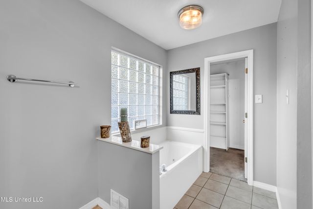 8500 Clamshell Avenue, Ocean Springs, MS 39564