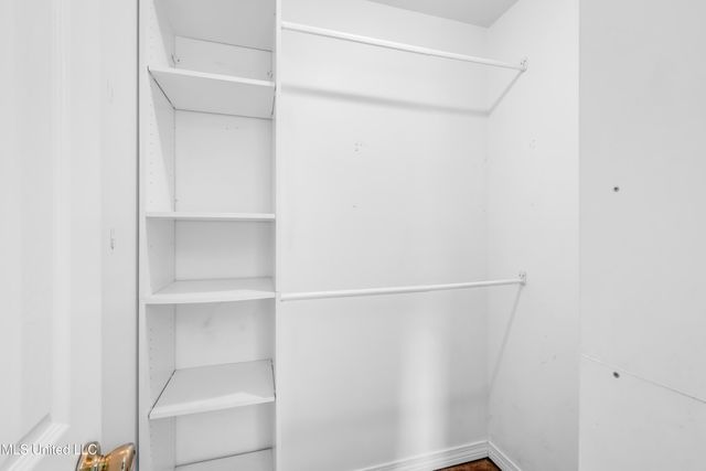 8500 Clamshell Avenue, Ocean Springs, MS 39564