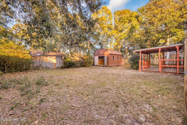 8500 Clamshell Avenue, Ocean Springs, MS 39564