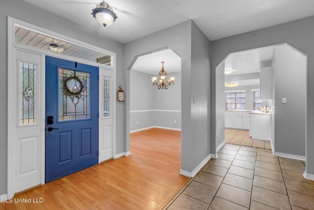 8500 Clamshell Avenue, Ocean Springs, MS 39564