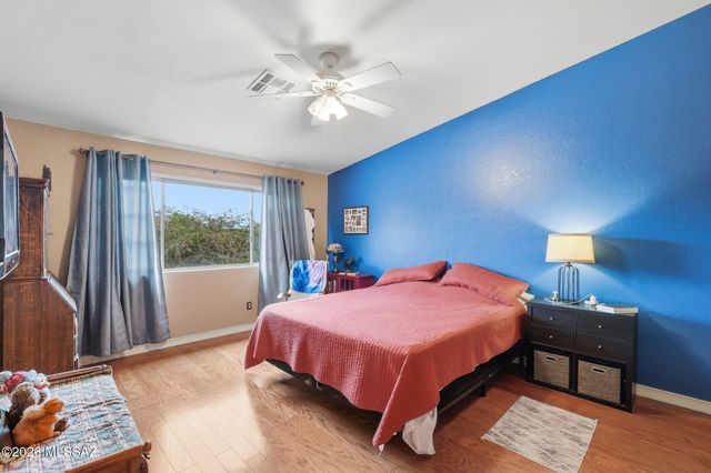 1235 S Star Shadow Drive, Tucson, AZ 85713