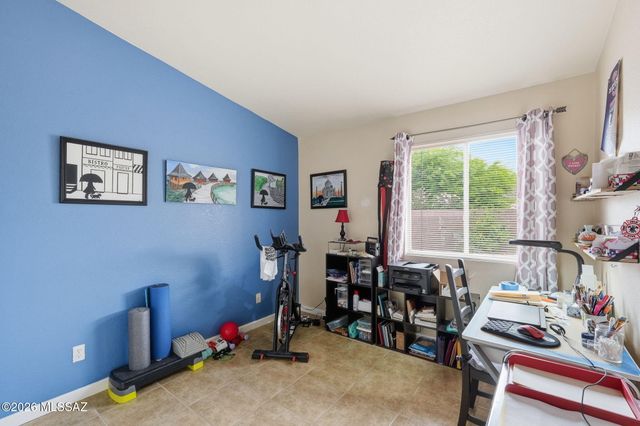 1235 S Star Shadow Drive, Tucson, AZ 85713