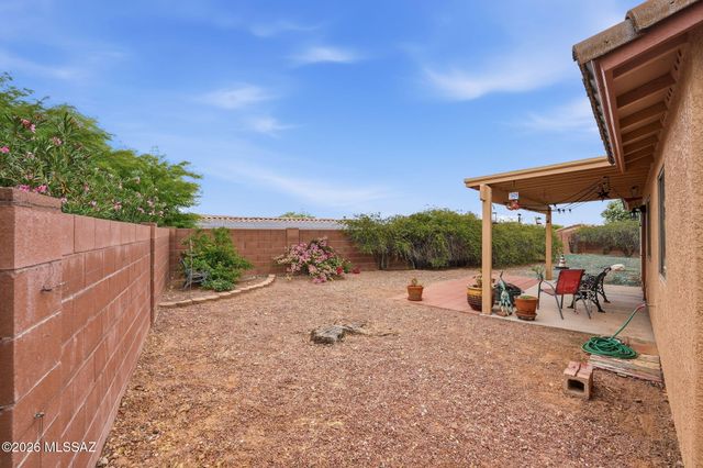 1235 S Star Shadow Drive, Tucson, AZ 85713
