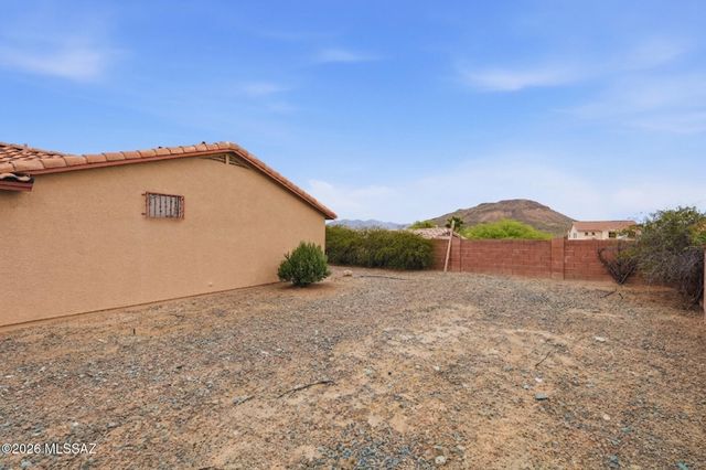 1235 S Star Shadow Drive, Tucson, AZ 85713
