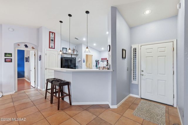 1235 S Star Shadow Drive, Tucson, AZ 85713