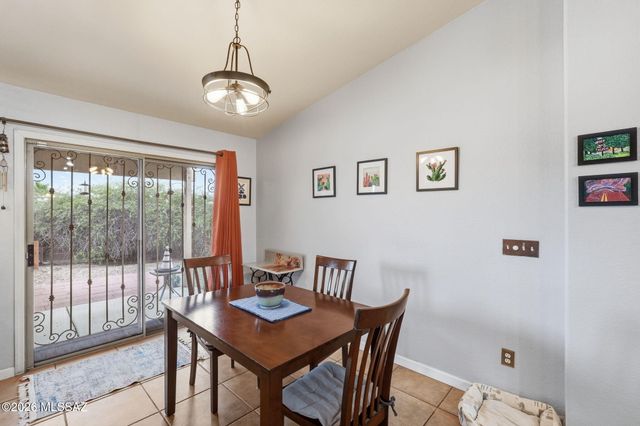 1235 S Star Shadow Drive, Tucson, AZ 85713