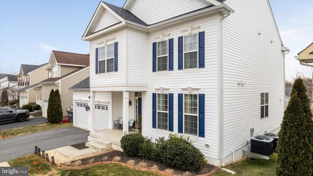 17670 CLEVELAND PARK DR, Round Hill, VA 20141