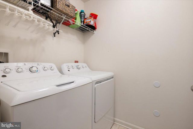 17670 CLEVELAND PARK DR, Round Hill, VA 20141