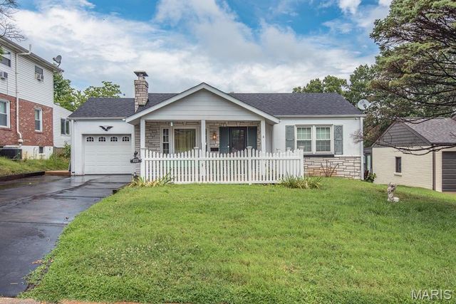 9211 Alpine Drive, Affton, MO 63123