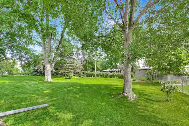 267 Panama Avenue, Hampshire, IL 60140